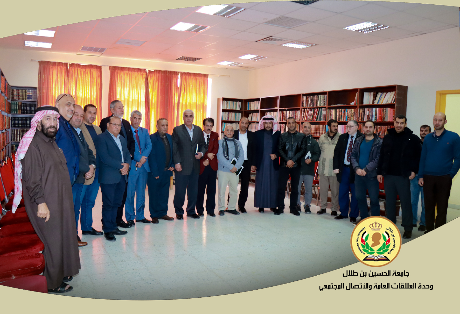 The president of the university meets the faculty of the Faculty of Arts.